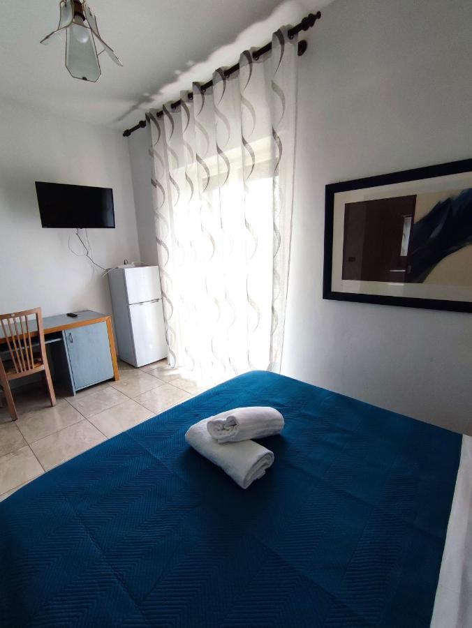 Easy Stay Verona Rooms Екстер'єр фото
